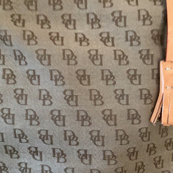 Dooney & Bourke large signature canvas tote - Picture 10 of 10